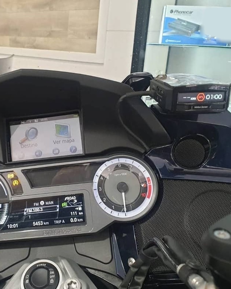 Radar detector on motorbike